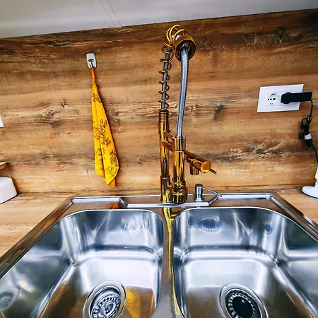 Apartamento Brilliant Marbel Nest Tirana